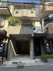 大阪府大阪市福島区福島３丁目