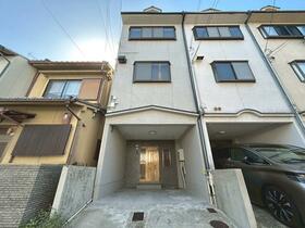 京都府京都市右京区梅津開キ町