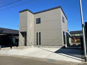 富山県小矢部市芹川