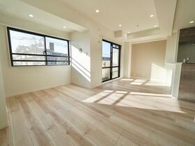 シャルマンコーポ志村三丁目