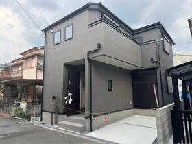 大阪府寝屋川市北大利町