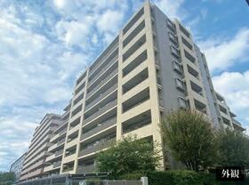 東京都三鷹市下連雀８丁目