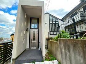 神奈川県横浜市金沢区富岡西4丁目