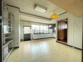 佐賀県小城市三日月町久米