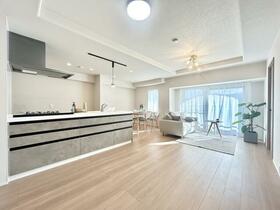 福岡県福岡市南区花畑１丁目