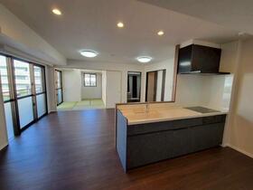 ウィングシャトー古波蔵公園前