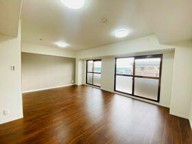 宝マンション中切町　５０３