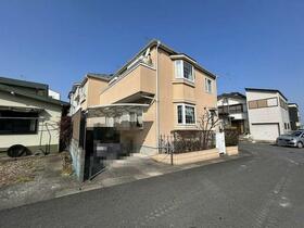 滋賀県野洲市栄