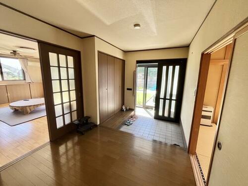 detached 山形県米沢市直江町