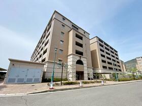 香川県高松市屋島西町