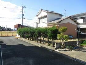 福岡県遠賀郡水巻町猪熊８丁目