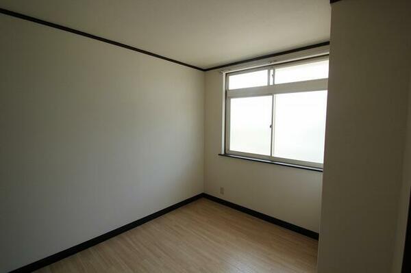 apartment 茨城県那珂郡東海村大山台１丁目
地図を見る