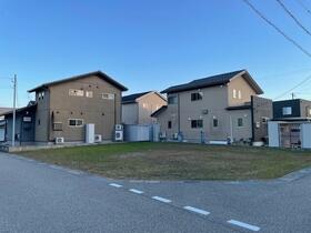 富山県高岡市中曽根