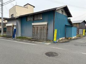 山形県南陽市三間通