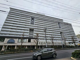 虹ヶ丘マンション本館　駅歩５分　近隣に買物施設あり