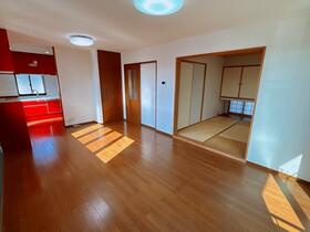 広島県東広島市黒瀬松ケ丘