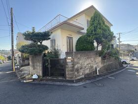 神奈川県横浜市金沢区富岡西４丁目