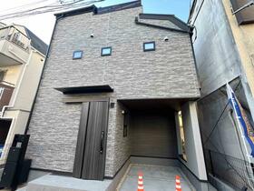 東京都新宿区北新宿３丁目