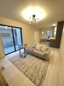 埼玉県所沢市東狭山ケ丘１丁目