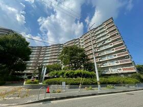 大阪府豊中市春日町５丁目