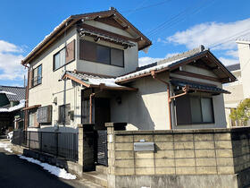 三重県四日市市蒔田２丁目