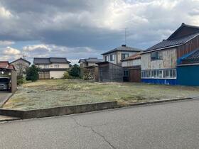 石川県能美市末信町