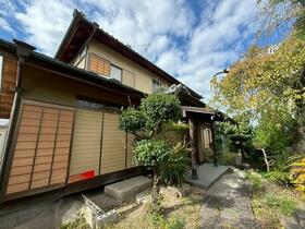 大阪府吹田市千里山月が丘