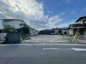 福岡県春日市小倉３丁目