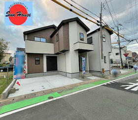 福岡県福岡市城南区長尾４丁目