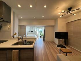 東京都中野区本町４丁目