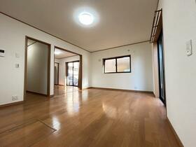 神奈川県平塚市四之宮４丁目