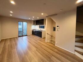 東京都世田谷区下馬１丁目