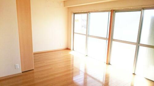 ヴィクトリーヒルズ_内装_0