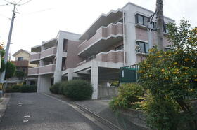 福岡県福岡市城南区友丘５丁目