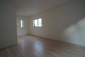 福岡県福岡市早良区野芥６丁目