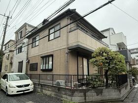 埼玉県さいたま市浦和区仲町４丁目