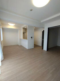 埼玉県八潮市緑町２丁目