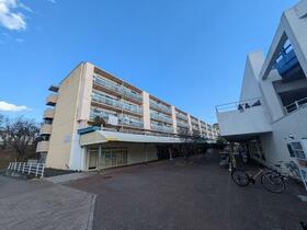 鶴ケ谷プラザビル