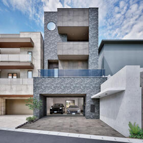 愛知県名古屋市千種区鹿子町４丁目