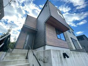 大阪府吹田市千里山西３丁目