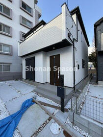 神奈川県平塚市岡崎