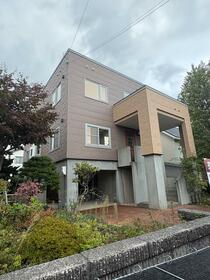北海道札幌市西区山の手三条９丁目