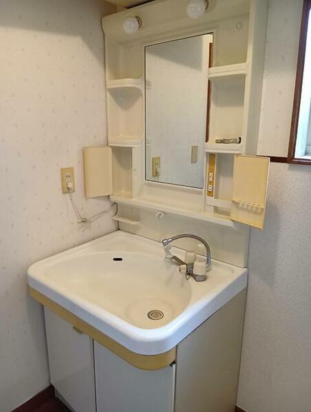 detached 茨城県稲敷市蒲ケ山
地図を見る