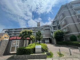 埼玉県吉川市保１丁目