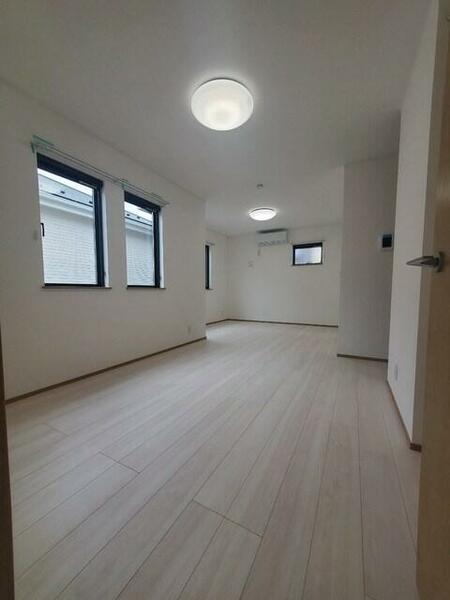 detached 埼玉県久喜市伊坂南３丁目

地図を見る