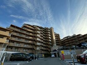 兵庫県加古川市加古川町粟津