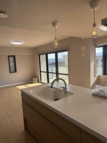 兵庫県三田市武庫が丘５丁目