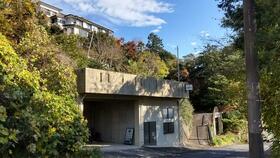 神奈川県足柄下郡真鶴町岩