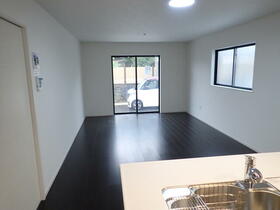 兵庫県宝塚市末成町