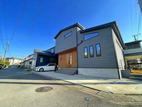 神奈川県伊勢原市小稲葉